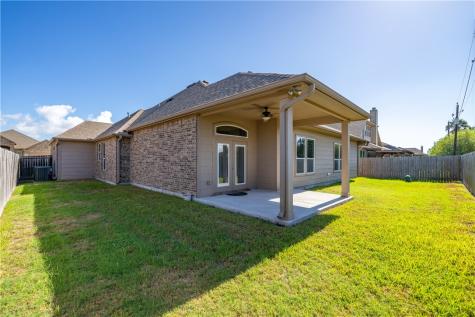 420 Gulfton Drive Portland TX 78374