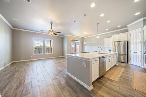 420 Gulfton Drive Portland TX 78374