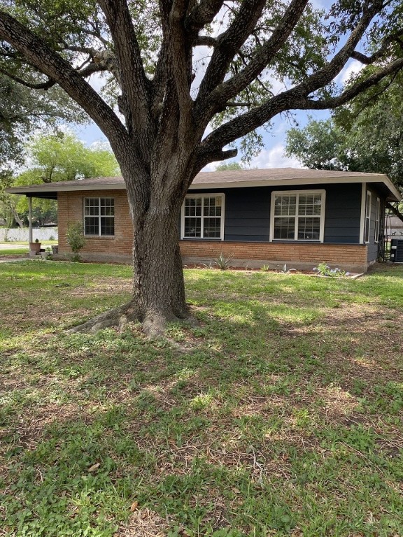 1301 Roosevelt Boulevard Alice TX 78332