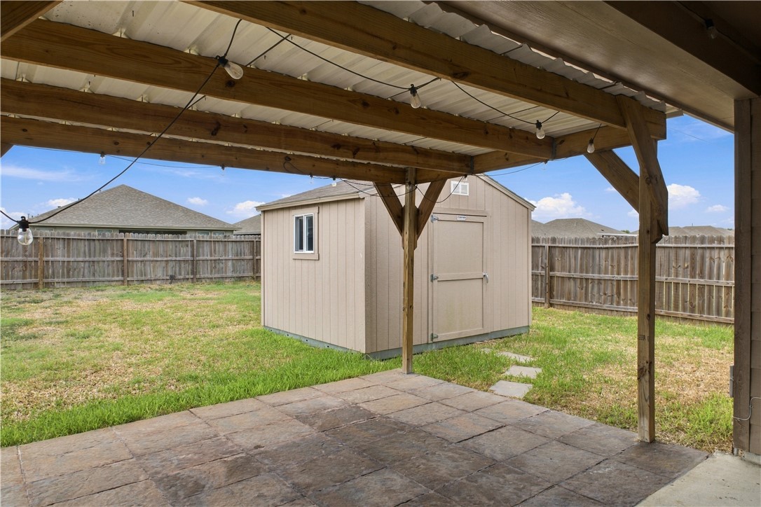 1917 Kentucky Derby Drive Corpus Christi TX 78417