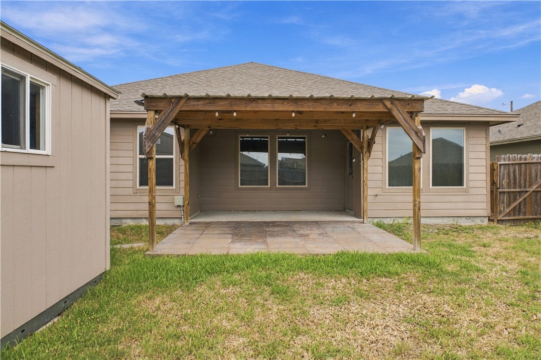 1917 Kentucky Derby Drive Corpus Christi TX 78417
