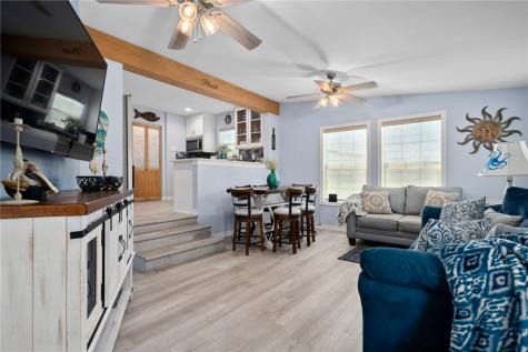 1403 S Mccampbell Street Aransas Pass TX 78336