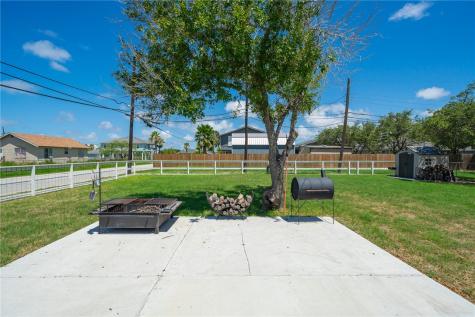 1403 S Mccampbell Street Aransas Pass TX 78336