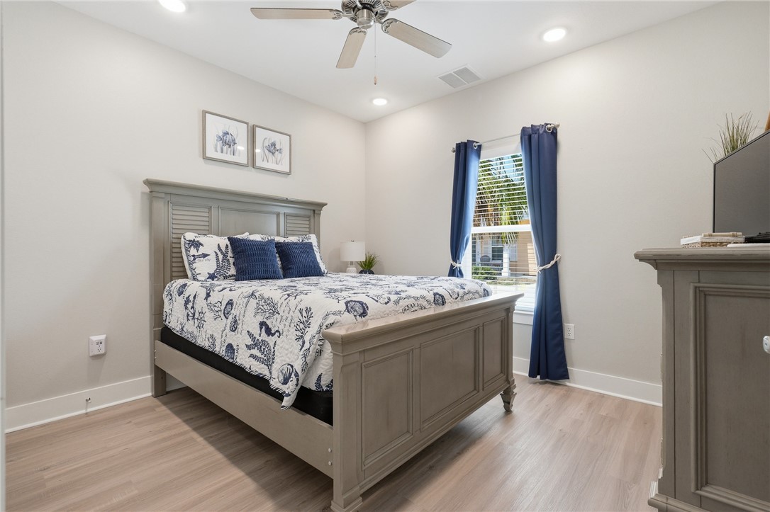 192 Oasis Circle Rockport TX 78382