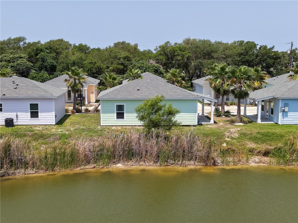 192 Oasis Circle Rockport TX 78382