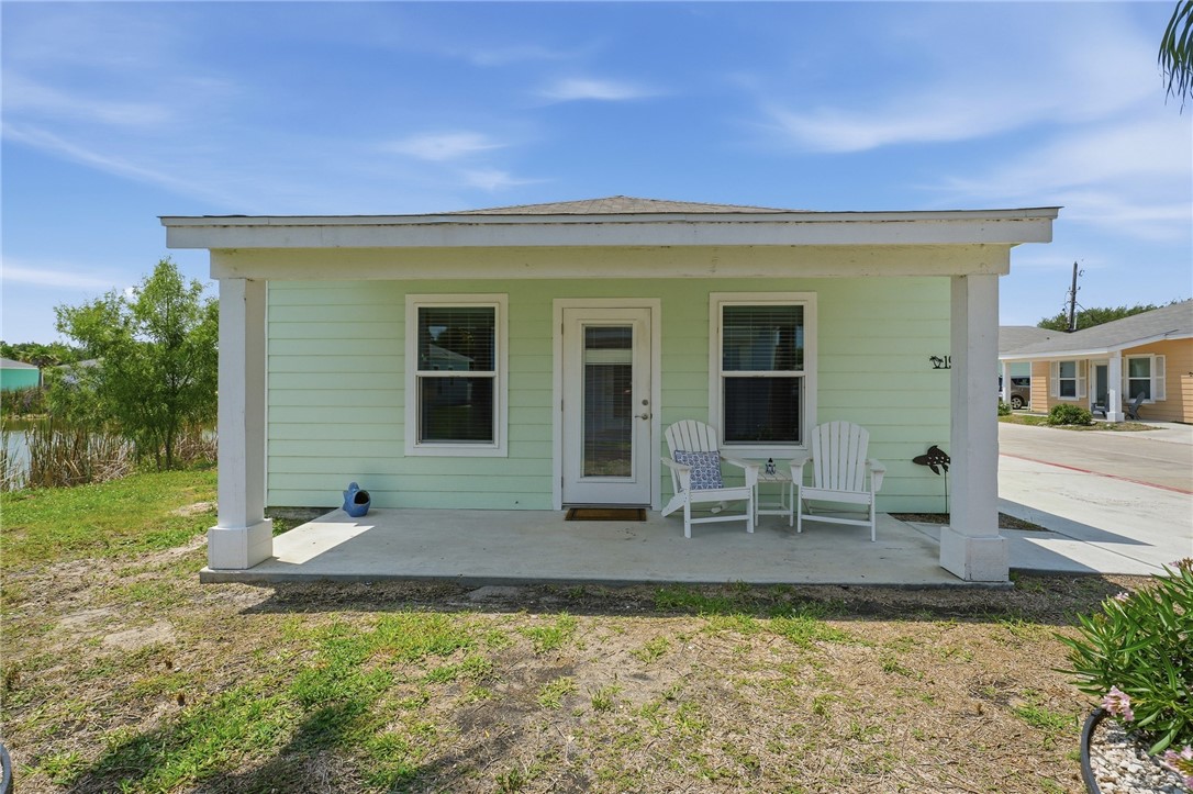 192 Oasis Circle Rockport TX 78382