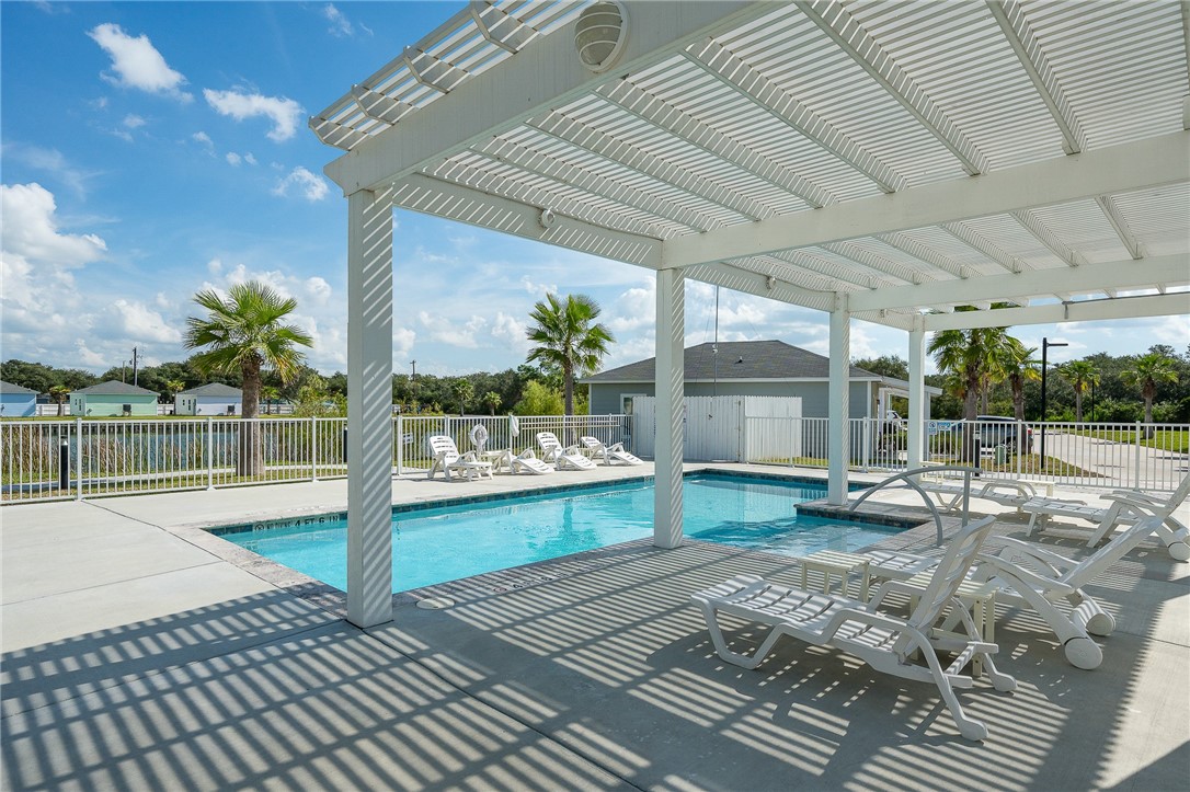 192 Oasis Circle Rockport TX 78382