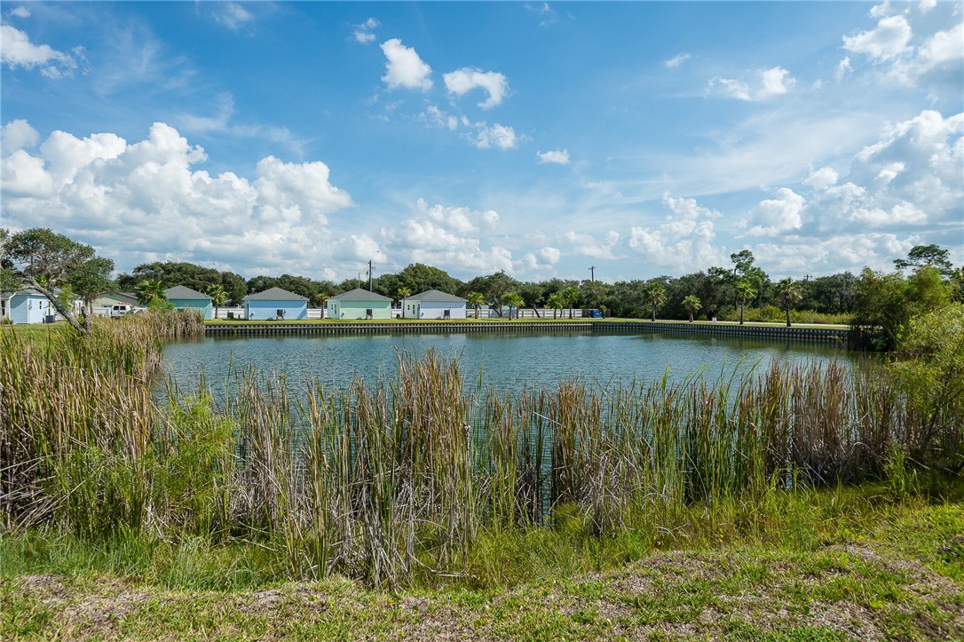 192 Oasis Circle Rockport TX 78382