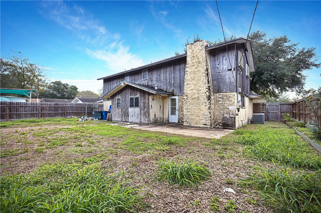 1138 Concho Street Corpus Christi TX 78407