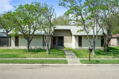 2001 Saint Charles Drive Portland TX 78374