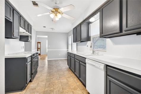 519 Moore Avenue Portland TX 78374