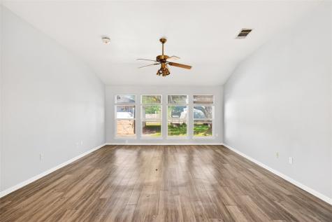 519 Moore Avenue Portland TX 78374