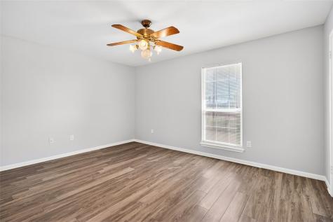 519 Moore Avenue Portland TX 78374