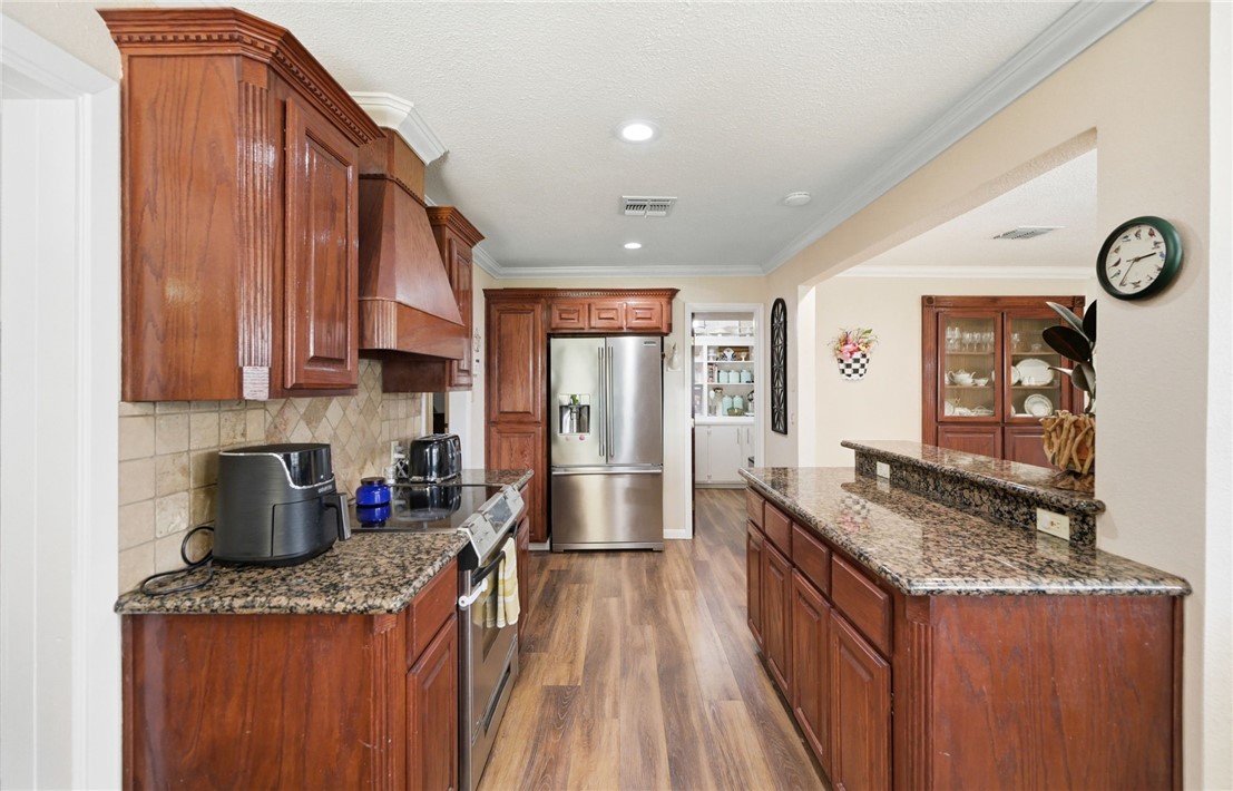 472 Barracuda Place Corpus Christi TX 78411