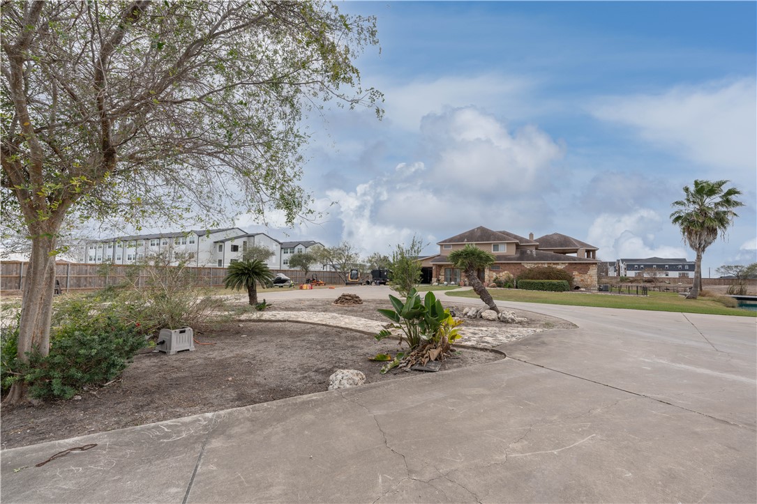 6656 Yorktown Boulevard Corpus Christi TX 78414