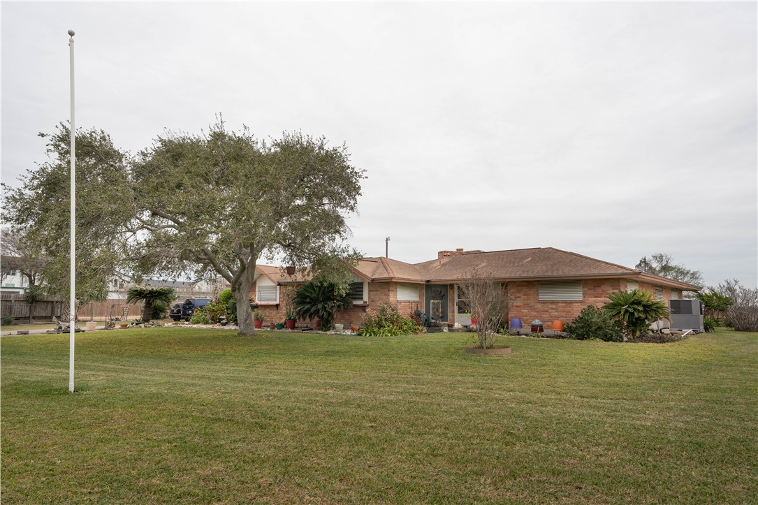 6656 Yorktown Boulevard Corpus Christi TX 78414