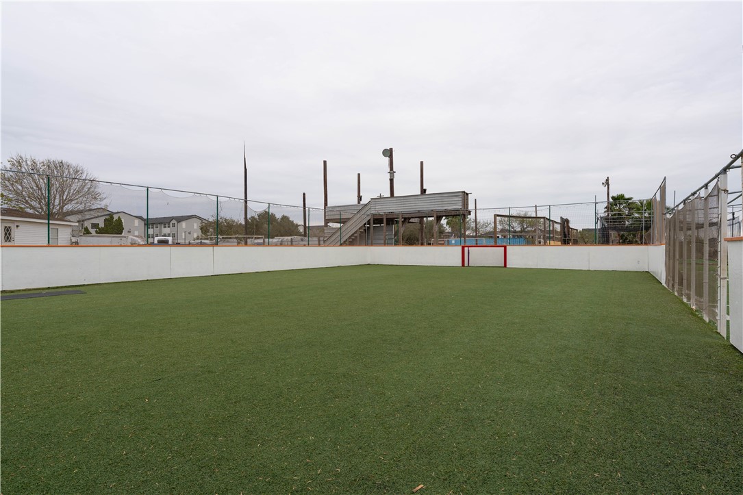6656 Yorktown Boulevard Corpus Christi TX 78414