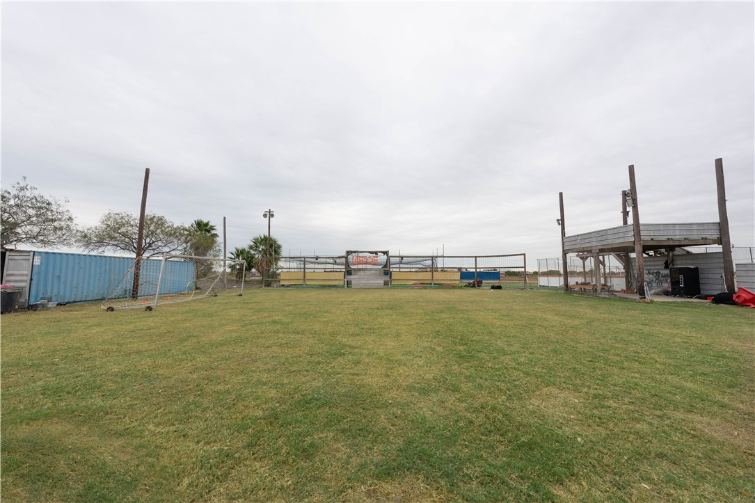 6656 Yorktown Boulevard Corpus Christi TX 78414
