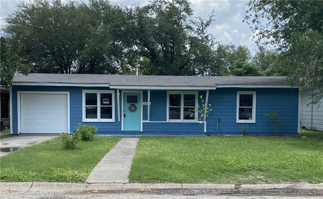 1316 E Johnston Avenue Kingsville TX 78363