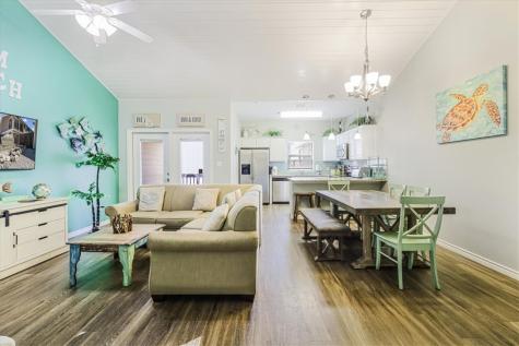 1813 Eleventh Street 403 Port Aransas TX 78373