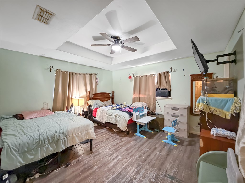 1913 Sandy Way Corpus Christi TX 78418