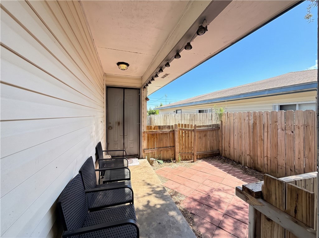 1913 Sandy Way Corpus Christi TX 78418