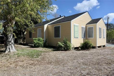1166 York Avenue Corpus Christi TX 78404