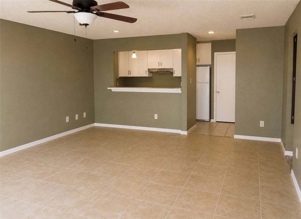 7202 Mansions Dr K-4 Corpus Christi TX 78414