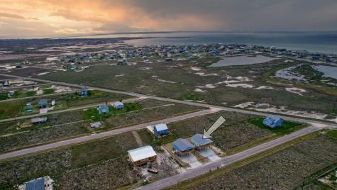 370 W Misty Oak W Rockport TX 78382
