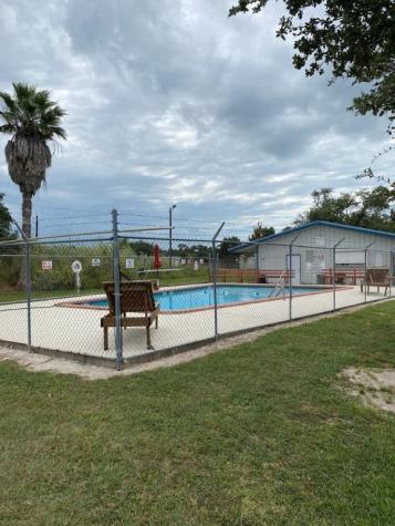 370 W Misty Oak W Rockport TX 78382