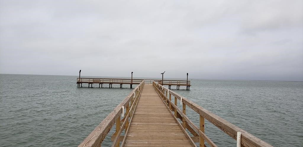 370 W Misty Oak W Rockport TX 78382