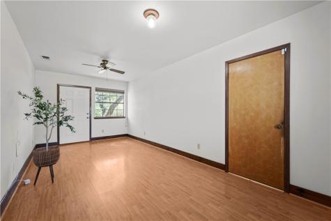 606 N Seventh Street Fulton TX 78358