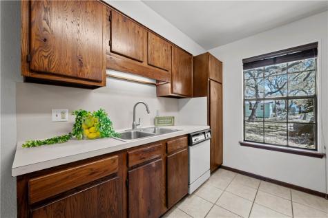 606 N Seventh Street Fulton TX 78358