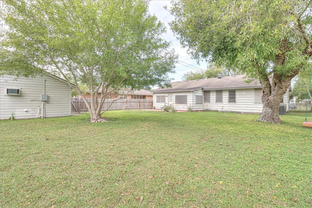 517 Mcclendon Street Corpus Christi TX 78404
