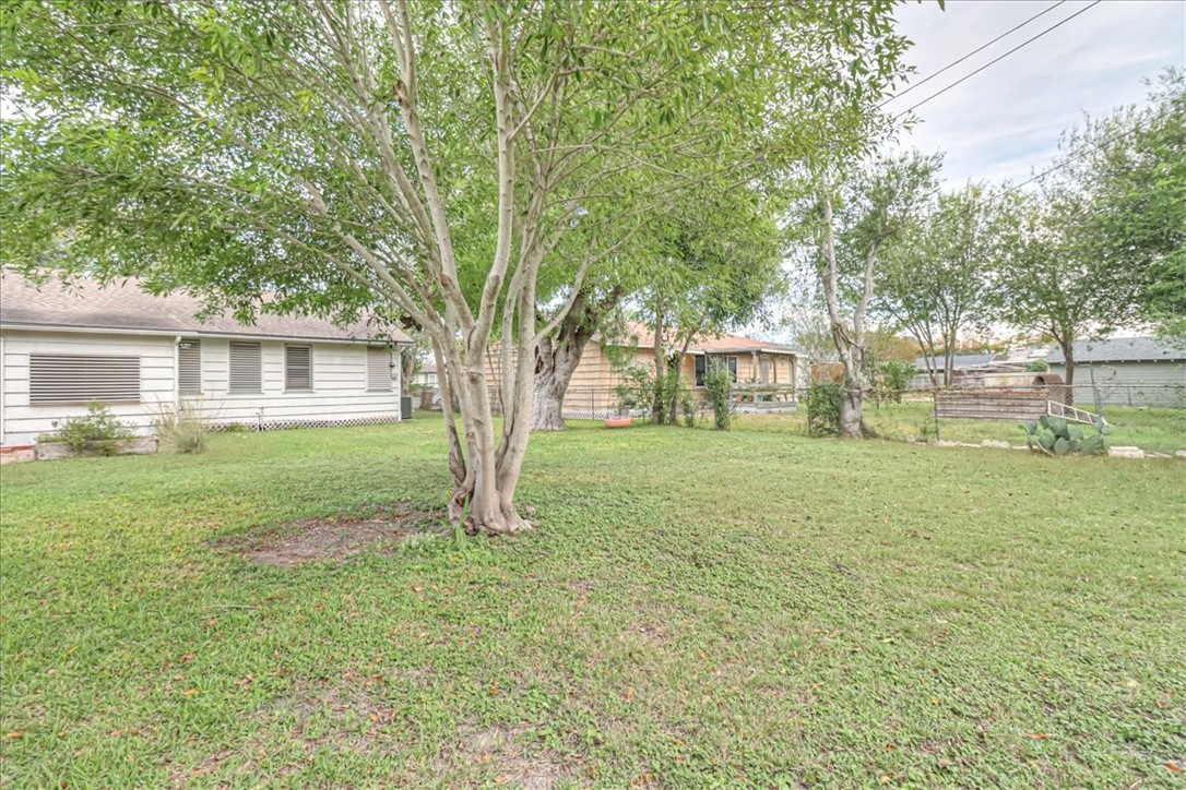 517 Mcclendon Street Corpus Christi TX 78404