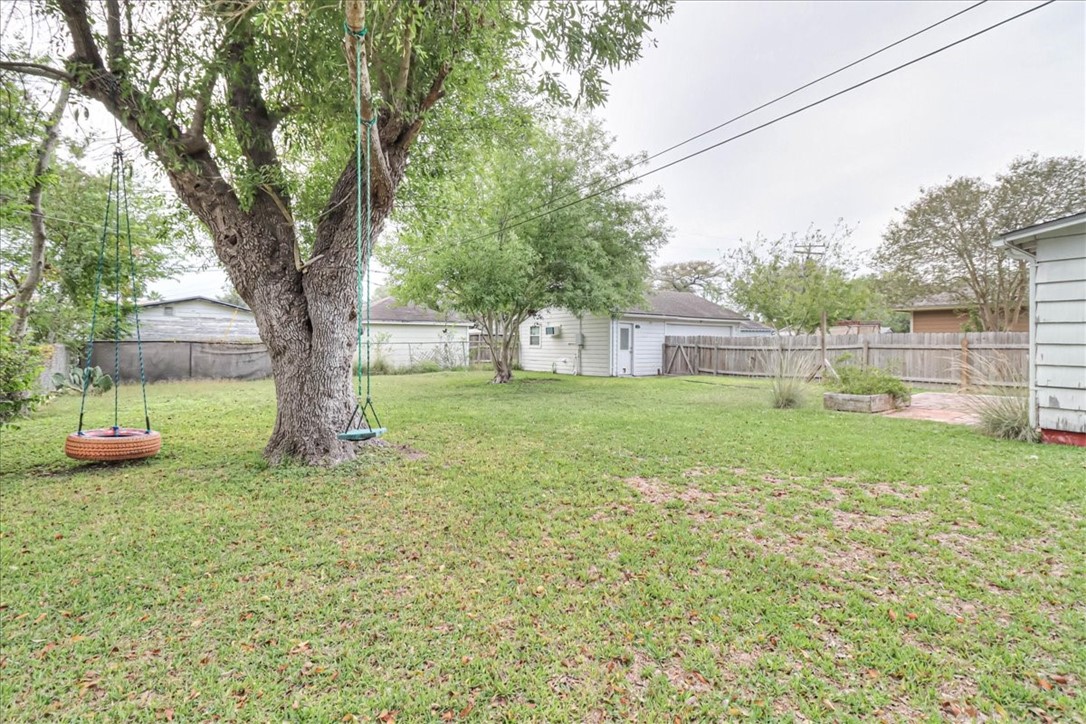 517 Mcclendon Street Corpus Christi TX 78404