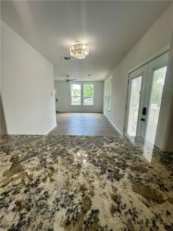 207 E Huntington Street Beeville TX 78102
