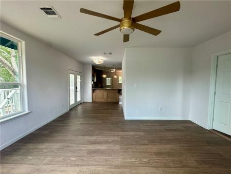 207 E Huntington Street Beeville TX 78102