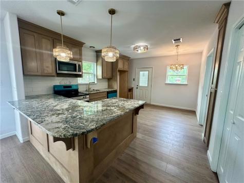 207 E Huntington Street Beeville TX 78102