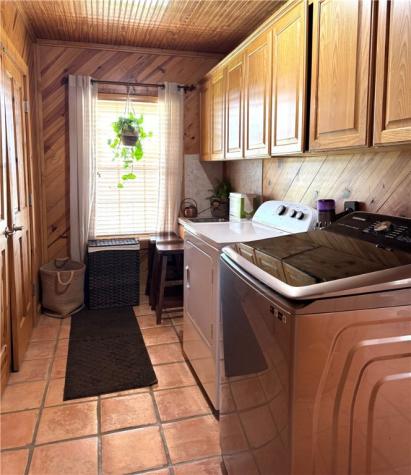 5567 County Road 1441 Mathis TX 78368
