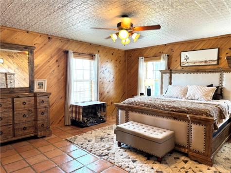 5567 County Road 1441 Mathis TX 78368