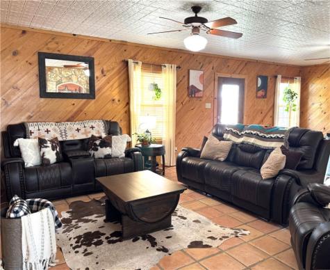 5567 County Road 1441 Mathis TX 78368