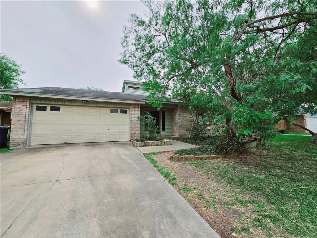 1113 Harbor Lights Drive Corpus Christi TX 78412
