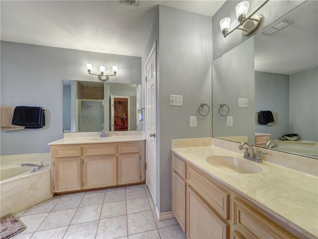 7210 St James Court Corpus Christi TX 78413