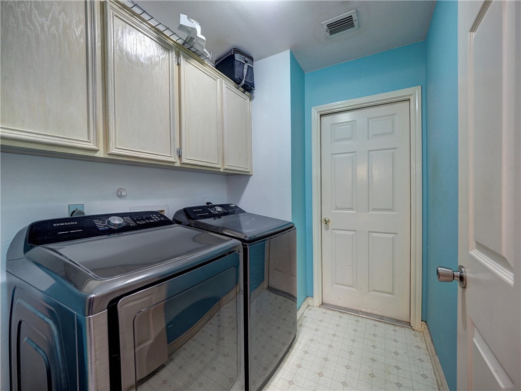7210 St James Court Corpus Christi TX 78413
