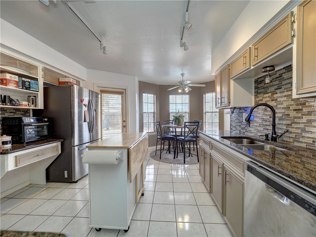 7210 St James Court Corpus Christi TX 78413