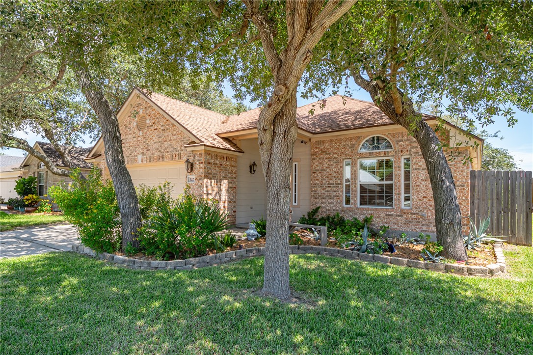 122 Georgian Oaks Rockport TX 78382