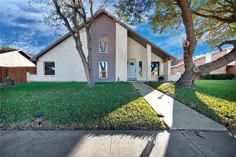 1520 Skyline Drive Portland TX 78374