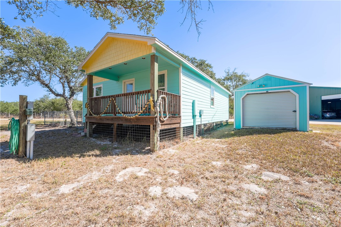 2102 Prairie Rockport TX 78382