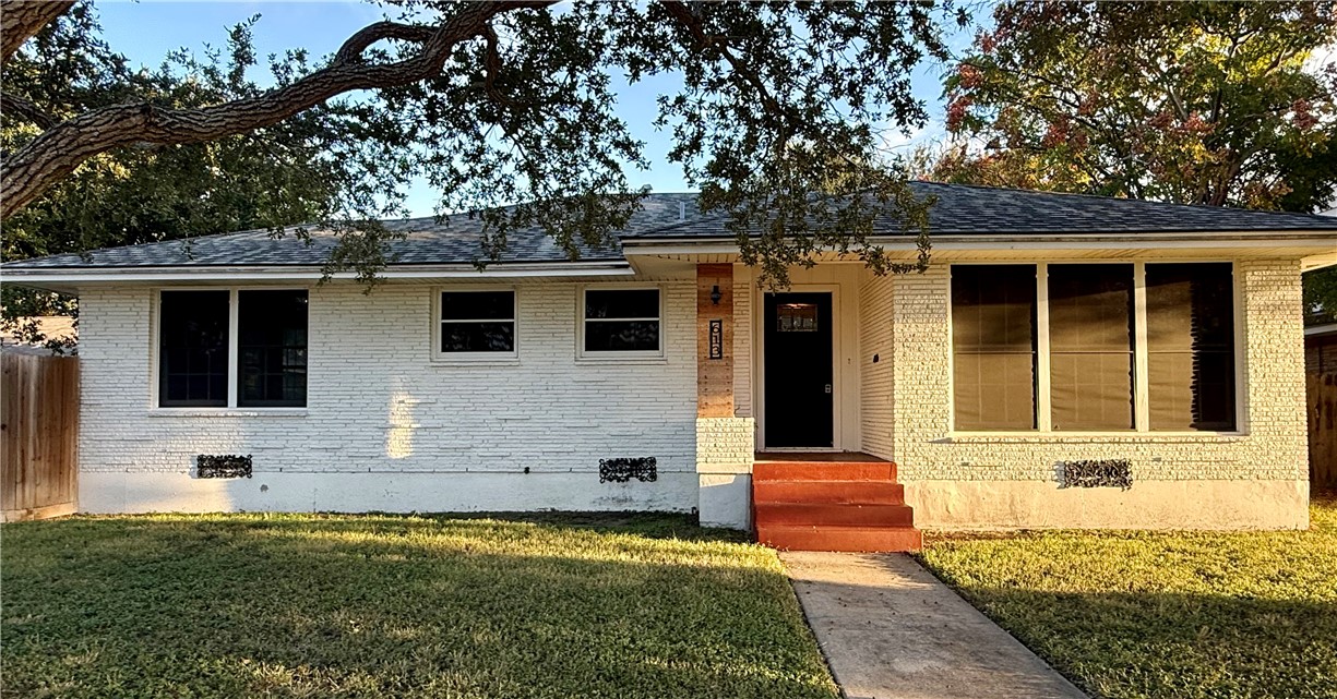 613 Hopper Drive Corpus Christi TX 78411